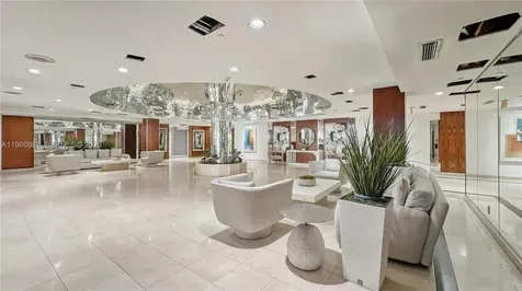 2655 Collins Avenue Miami Beach FL 33140