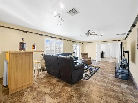 11905 SW 48th Court Cooper City FL 33330