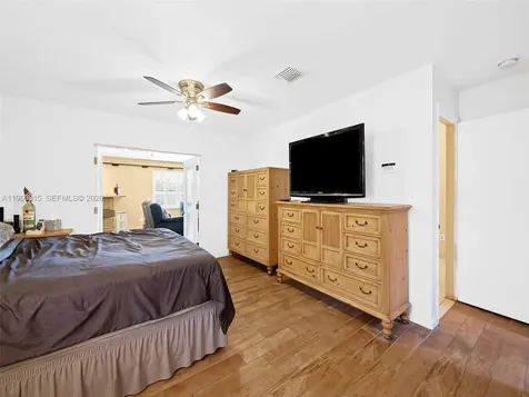 11905 SW 48th Court Cooper City FL 33330