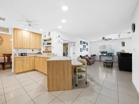 11905 SW 48th Court Cooper City FL 33330