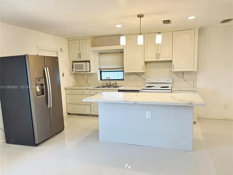 9711 Caribbean Cutler Bay FL 33189