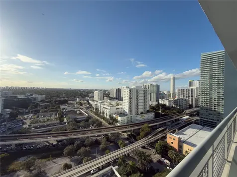 60 SW 13rd Street Miami FL 33130