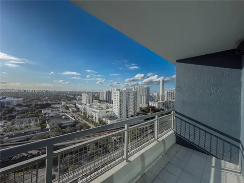 60 SW 13rd Street Miami FL 33130
