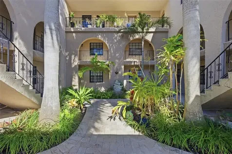 815 NE 28th Street Wilton Manors FL 33334
