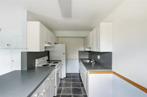 815 NE 28th Street Wilton Manors FL 33334