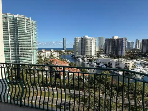 19900 E Country Club Drive Aventura FL 33180