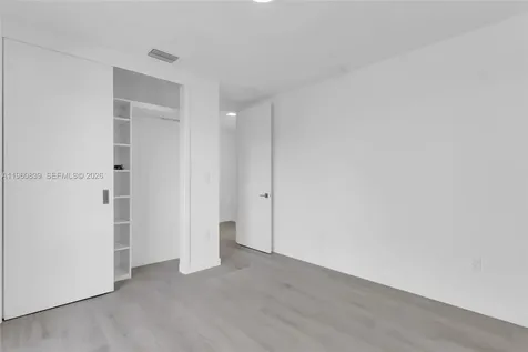 3204 Plaza Street Miami FL 33133