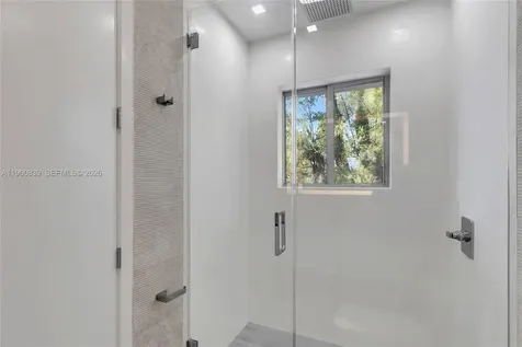 3204 Plaza Street Miami FL 33133