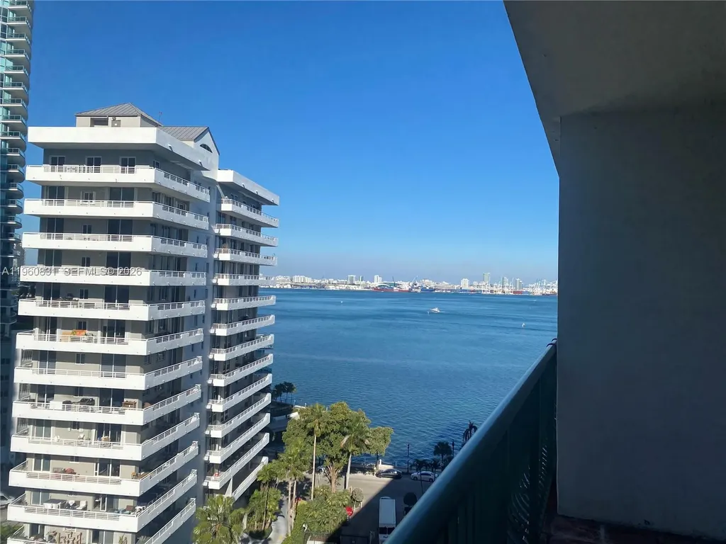 1408 Brickell Bay Drive Miami FL 33131