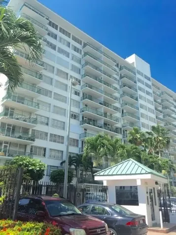 1408 Brickell Bay Drive Miami FL 33131
