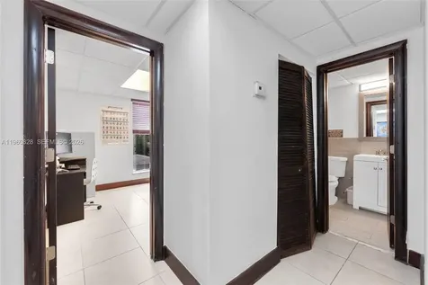 3940 SW 8th Street Coral Gables FL 33134