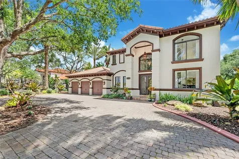 5621 SW 68th Court Miami FL 33143