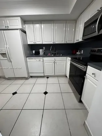 100 Bayview Drive Sunny Isles Beach FL 33160