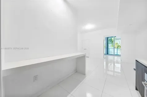 851 NE 1st Avenue Miami FL 33132