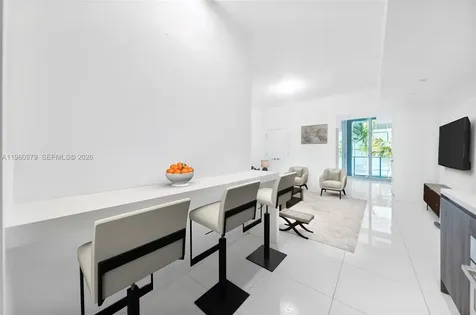 851 NE 1st Avenue Miami FL 33132