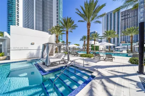 851 NE 1st Avenue Miami FL 33132