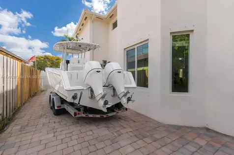 2680 SW 142nd Avenue Miami FL 33175
