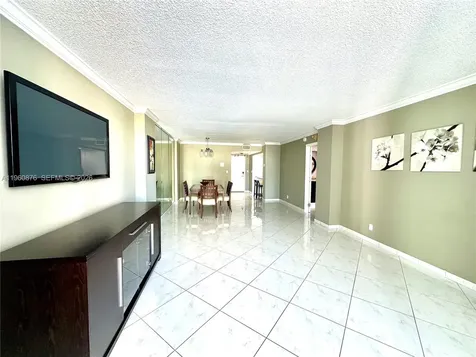 1904 S Ocean Drive Hallandale Beach FL 33009