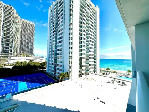 1904 S Ocean Drive Hallandale Beach FL 33009