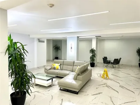 1904 S Ocean Drive Hallandale Beach FL 33009