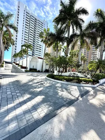 1904 S Ocean Drive Hallandale Beach FL 33009