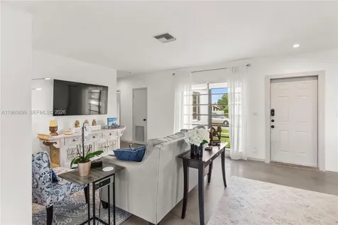 8461 SW 33rd Terrace Miami FL 33155