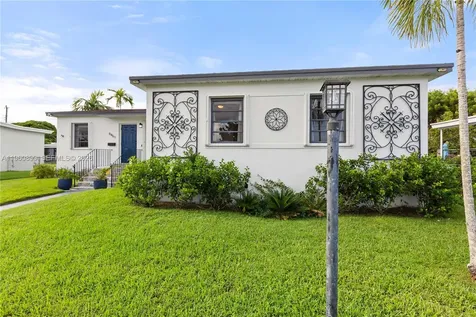 8461 SW 33rd Terrace Miami FL 33155