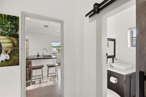 8461 SW 33rd Terrace Miami FL 33155