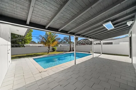 19335 Franjo Road Cutler Bay FL 33157