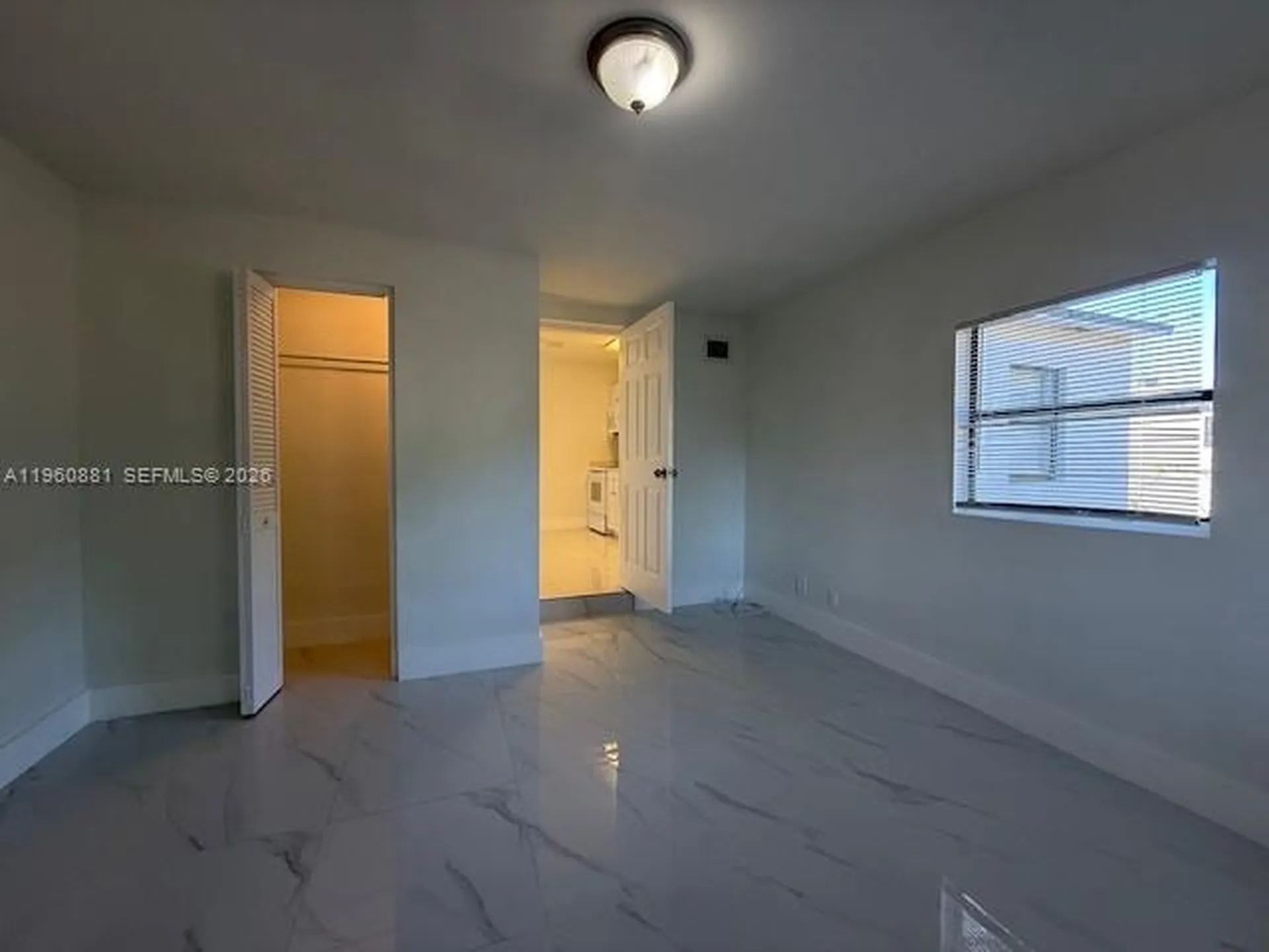 215 SW 21st Way Fort Lauderdale FL 33312