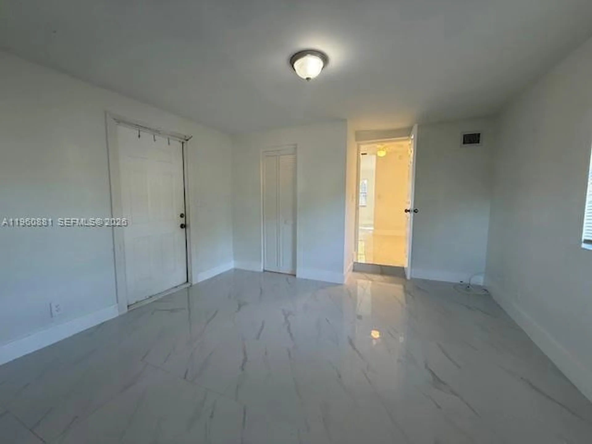 215 SW 21st Way Fort Lauderdale FL 33312