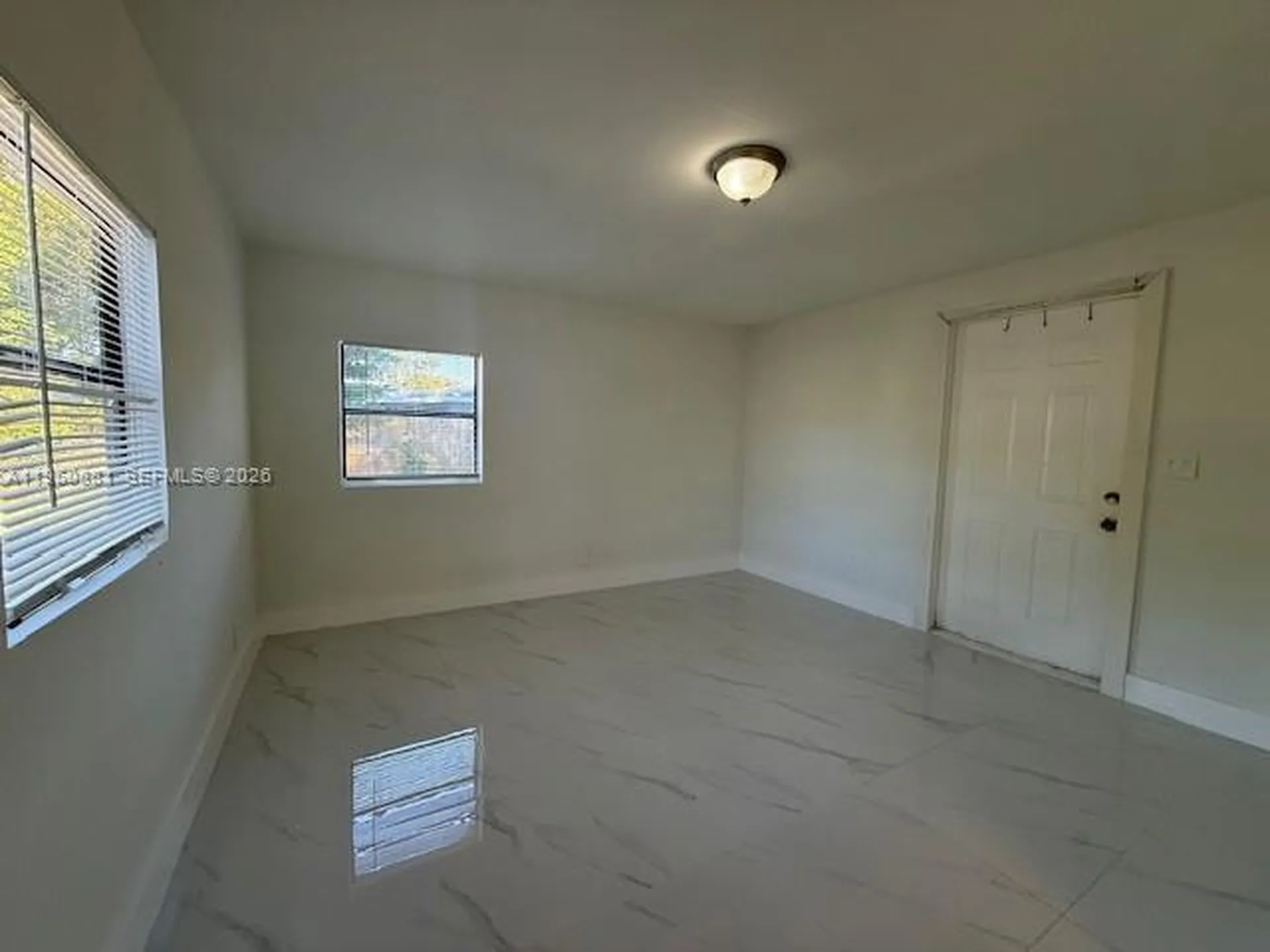 215 SW 21st Way Fort Lauderdale FL 33312