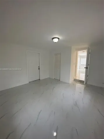 215 SW 21st Way Fort Lauderdale FL 33312