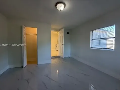 215 SW 21st Way Fort Lauderdale FL 33312