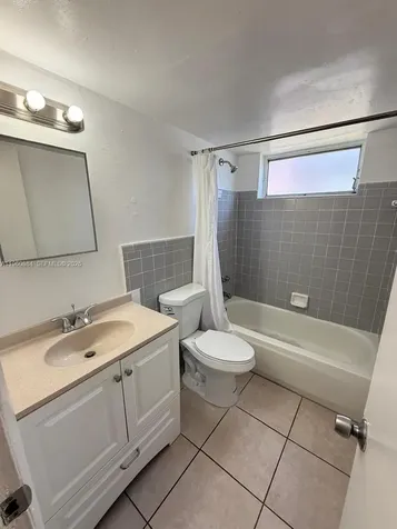 16851 NE 18th Avenue North Miami Beach FL 33162