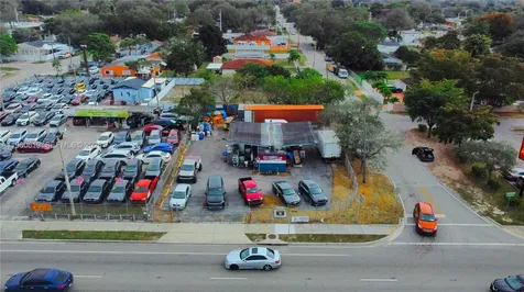 9301 NW 27th Avenue Miami FL 33147