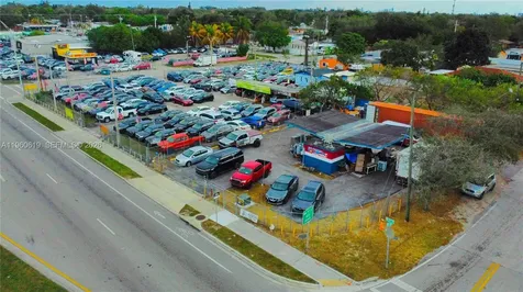 9301 NW 27th Avenue Miami FL 33147