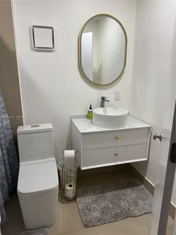 14273 Kendale Lakes Circle Miami FL 33183