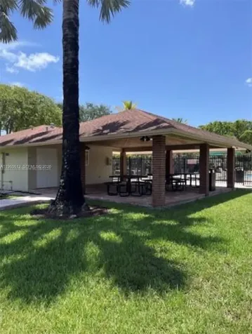 14273 Kendale Lakes Circle Miami FL 33183