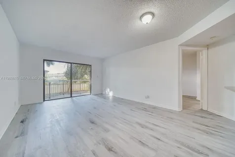 8290 Lake Drive Doral FL 33166