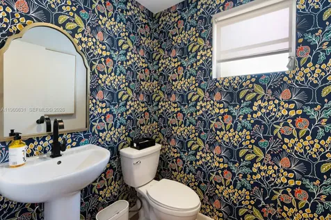 6255 SW 99th Terrace Pinecrest FL 33156