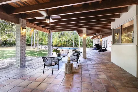 6255 SW 99th Terrace Pinecrest FL 33156