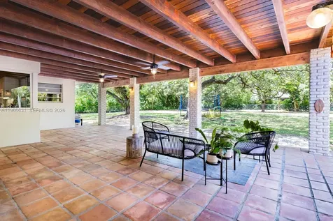 6255 SW 99th Terrace Pinecrest FL 33156