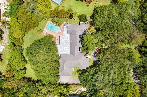 6255 SW 99th Terrace Pinecrest FL 33156