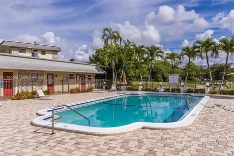 4341 NW 16th Street Lauderhill FL 33313