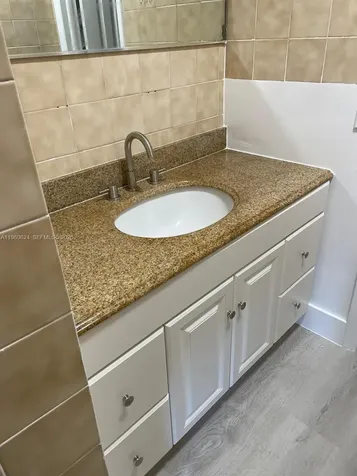 1075 W 68th Street Hialeah FL 33014
