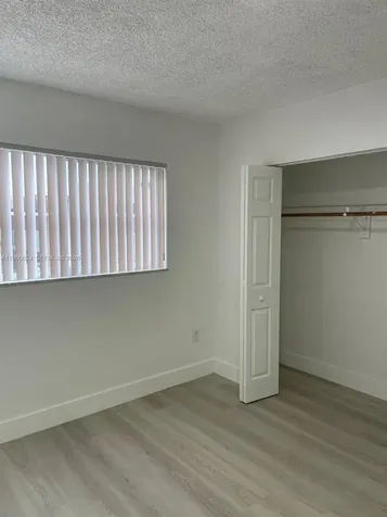 1075 W 68th Street Hialeah FL 33014
