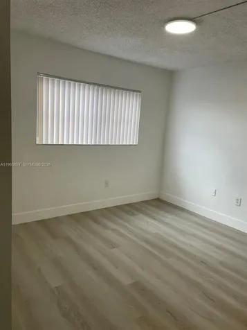 1075 W 68th Street Hialeah FL 33014