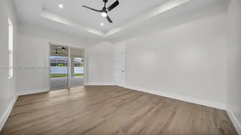 1726 SW 36th Ter, Cape Coral FL 33914