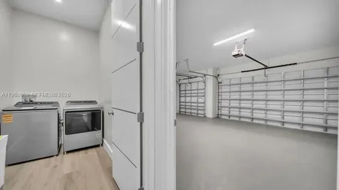 1726 SW 36th Ter, Cape Coral FL 33914